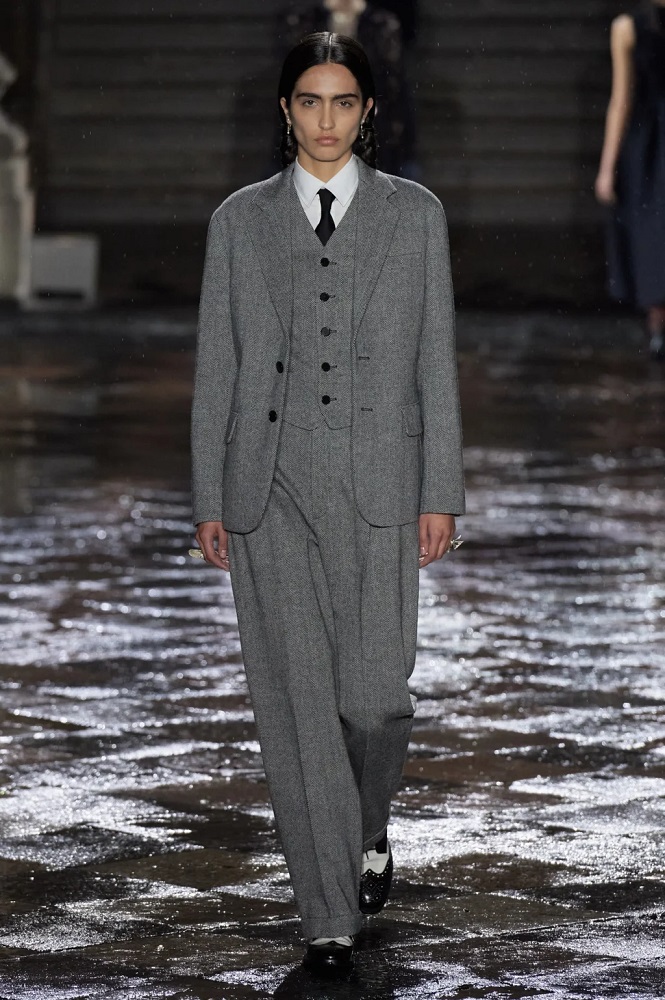 Christian Dior Resort12